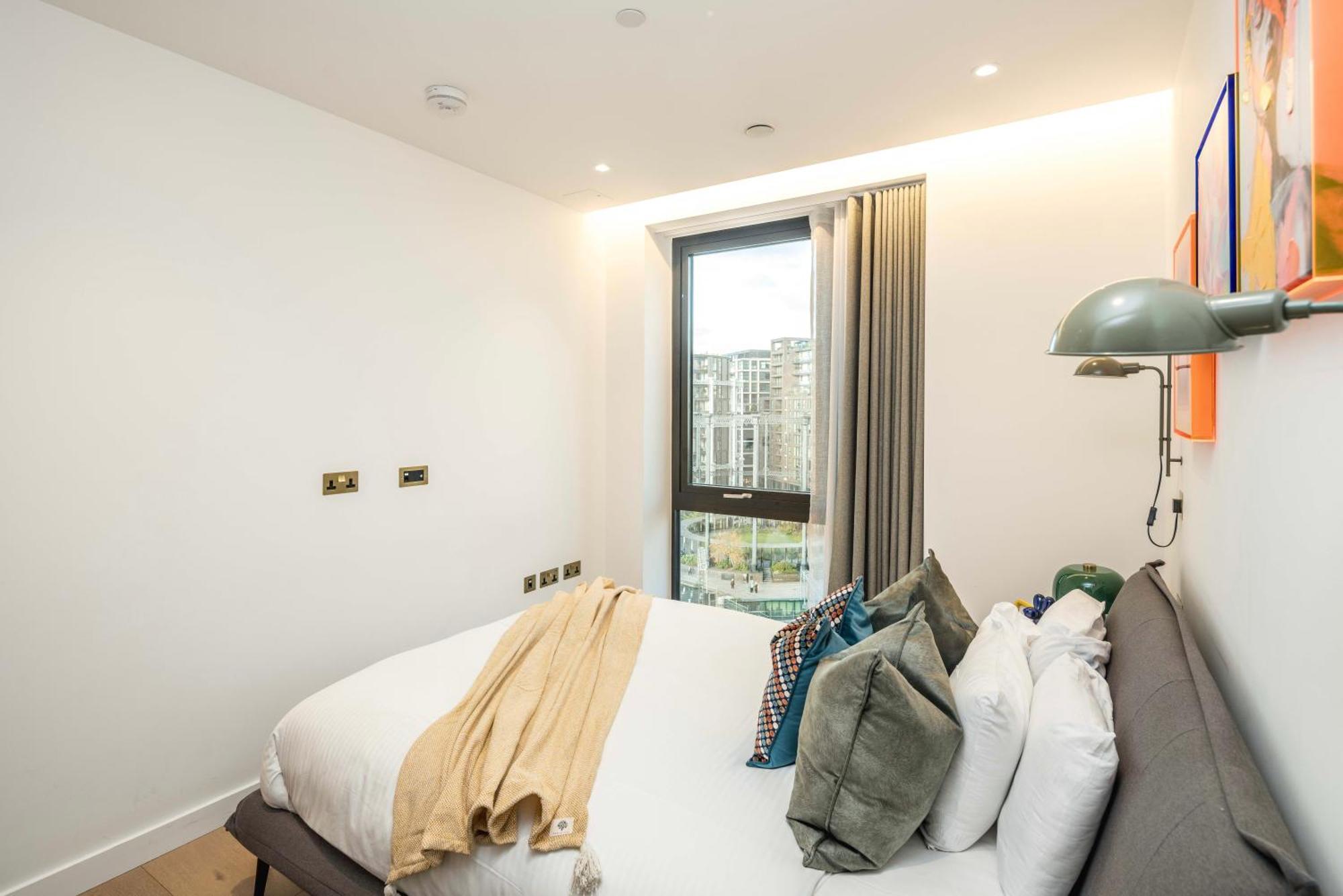 Kings Cross-new Development-super Luxury-sunset View-central Londra