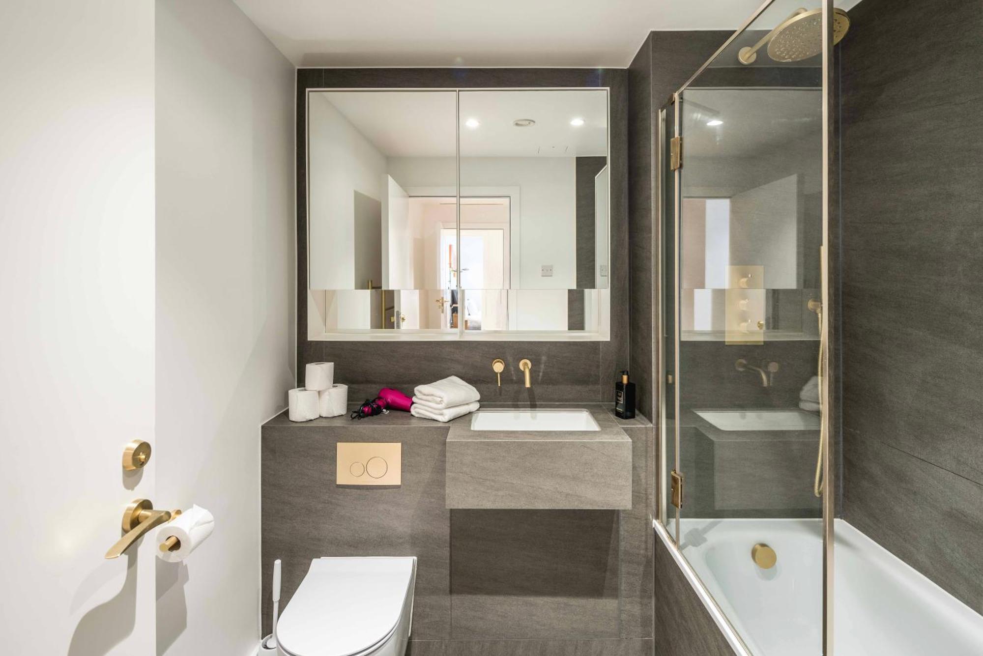 Kings Cross-new Development-super Luxury-sunset View-central * Londra
